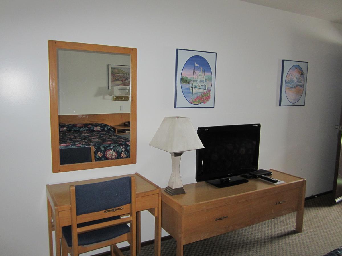 Airport Chalet Whitehorse Extérieur photo
