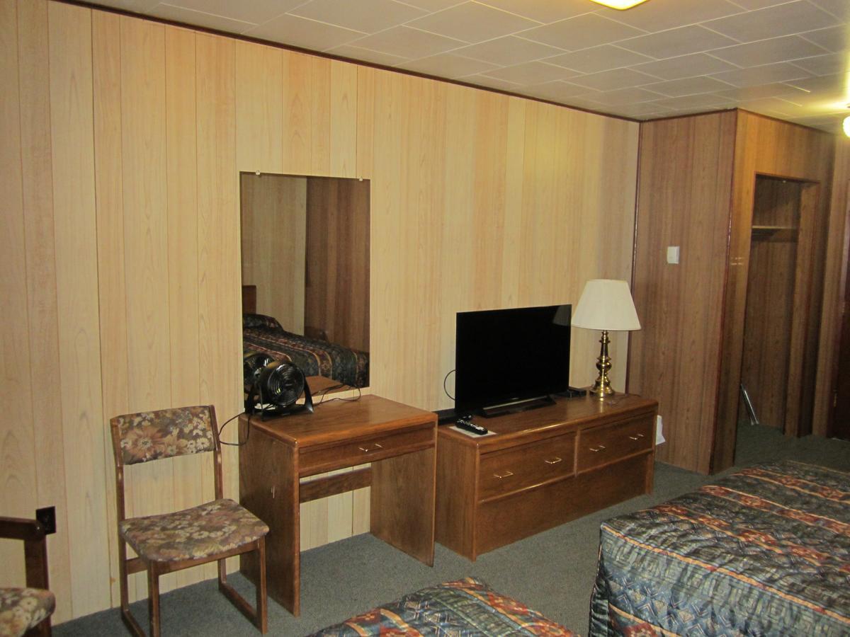 Airport Chalet Whitehorse Extérieur photo