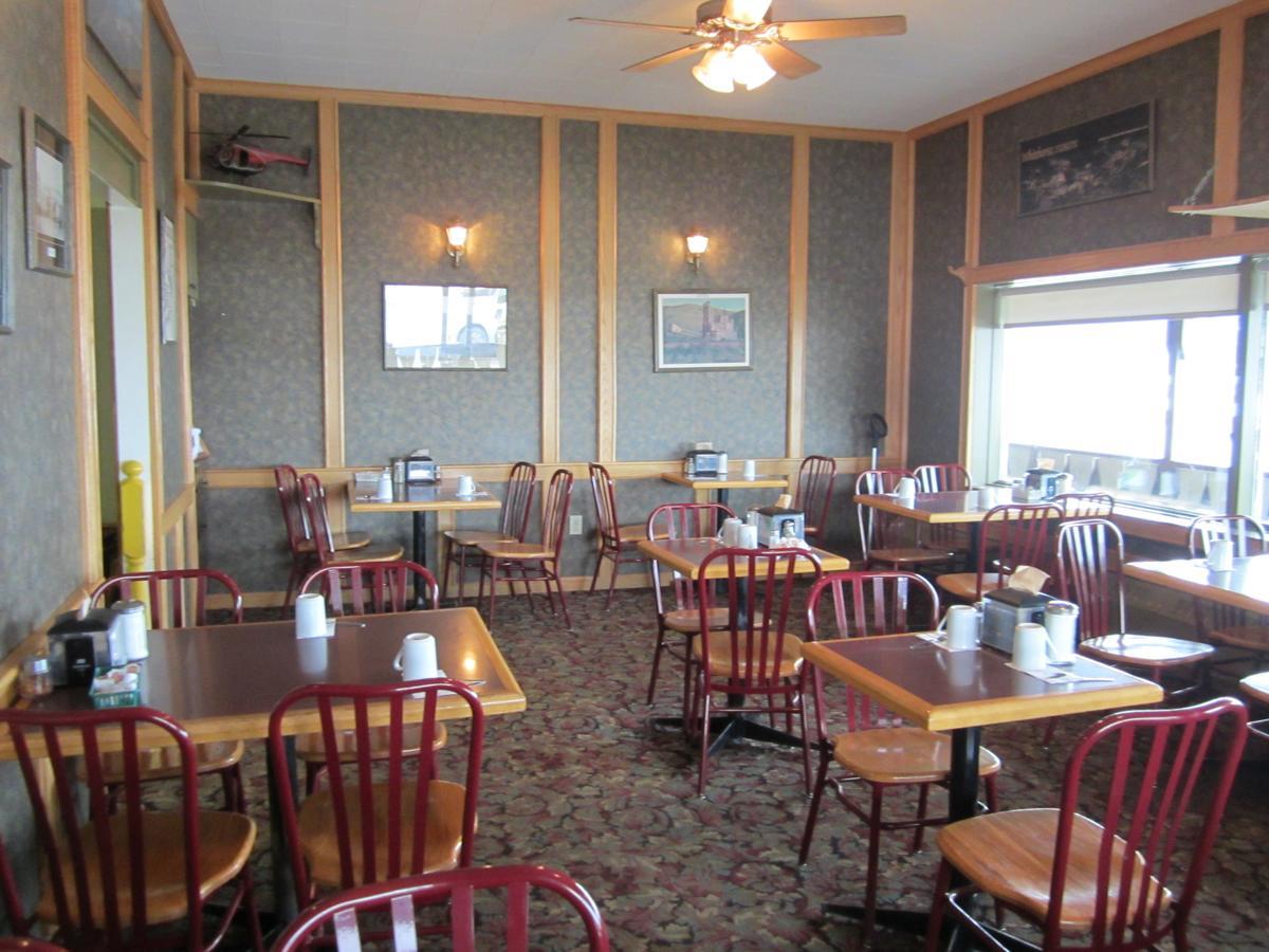 Airport Chalet Whitehorse Extérieur photo