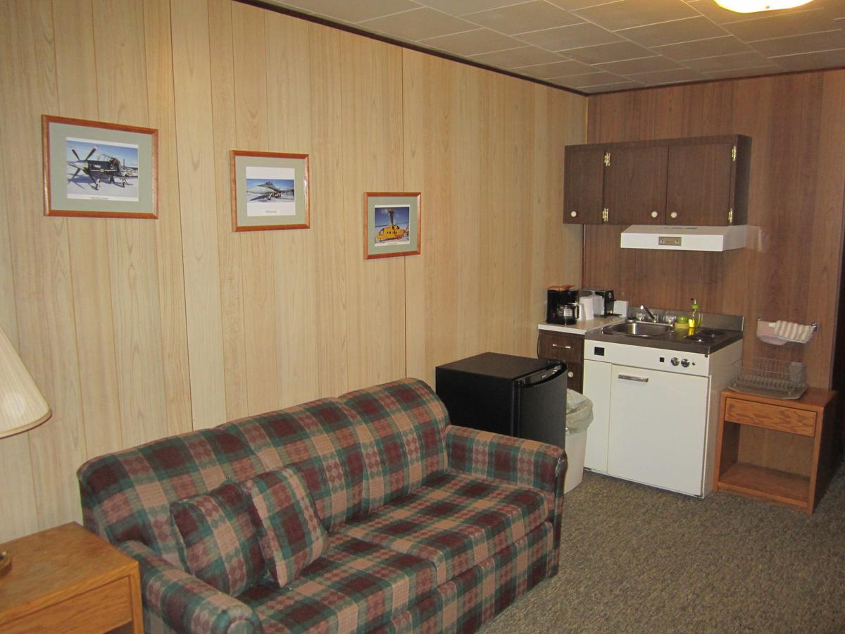 Airport Chalet Whitehorse Extérieur photo