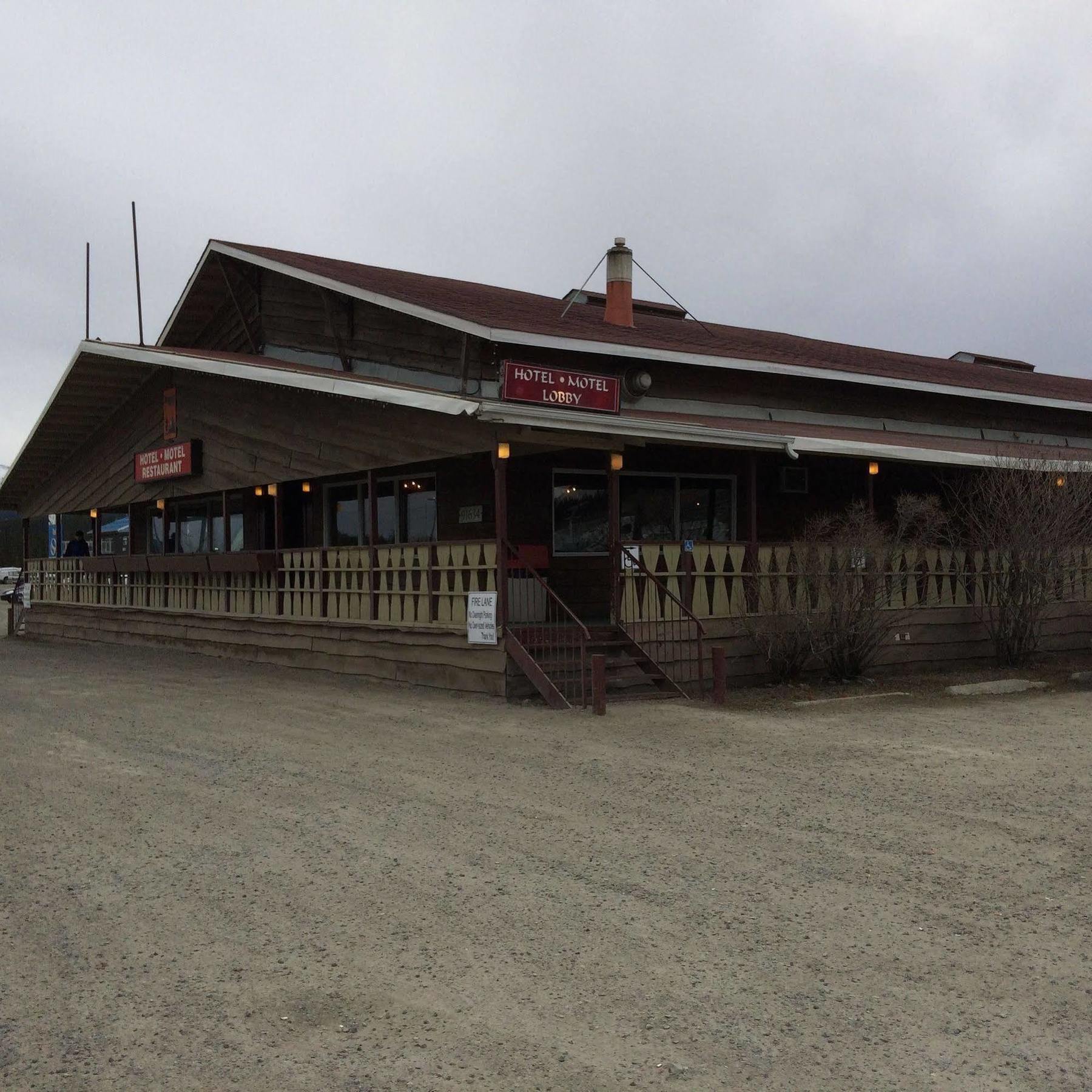 Airport Chalet Whitehorse Extérieur photo