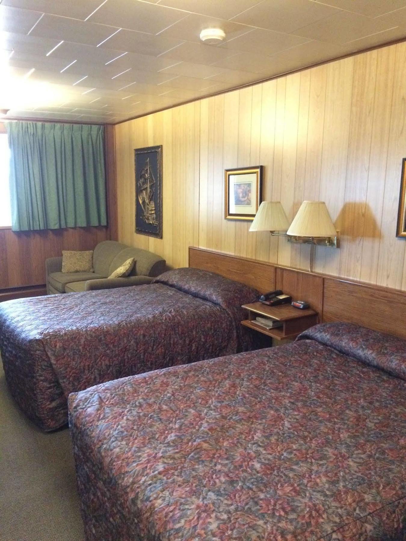 Airport Chalet Whitehorse Extérieur photo