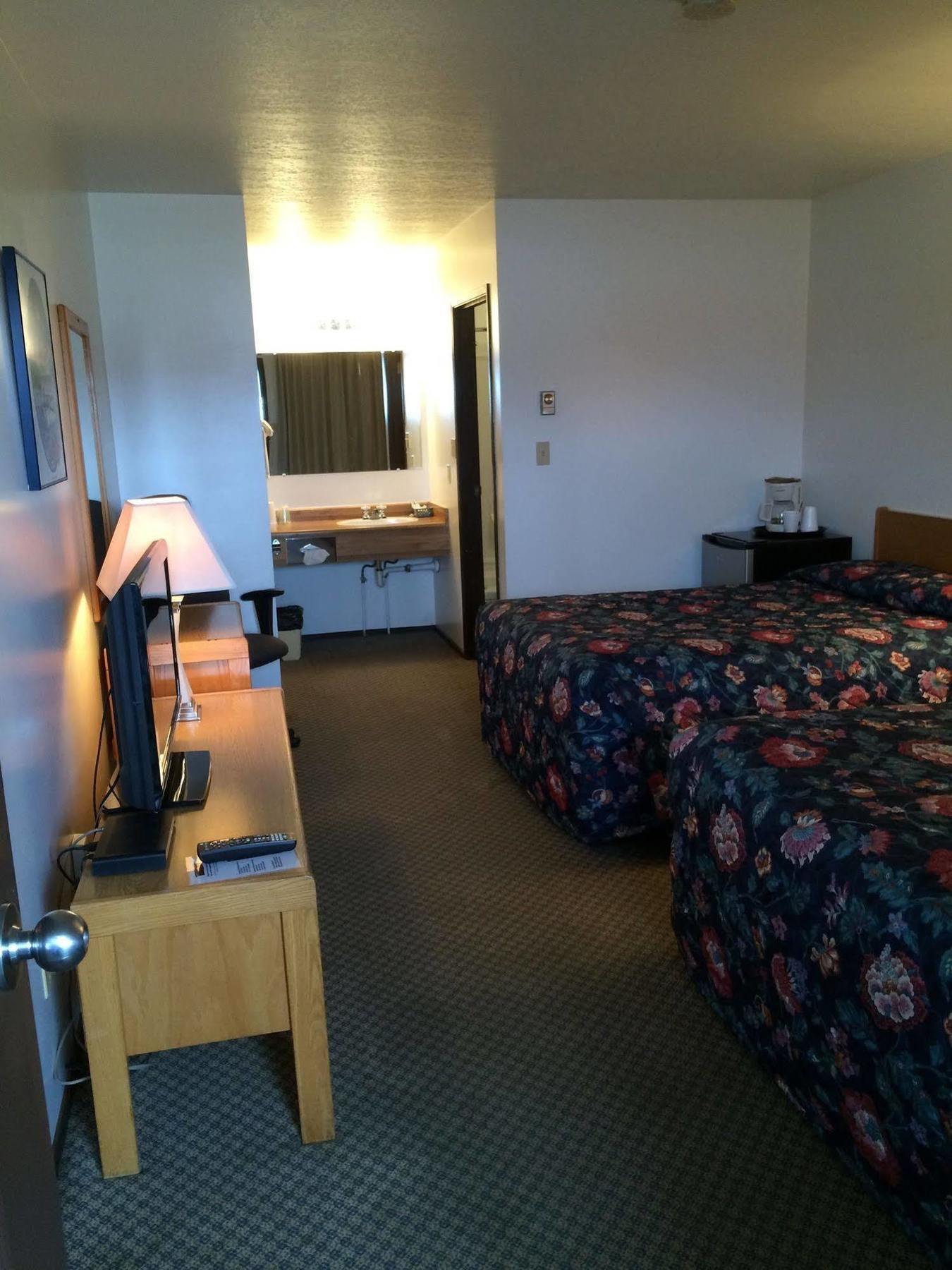 Airport Chalet Whitehorse Extérieur photo